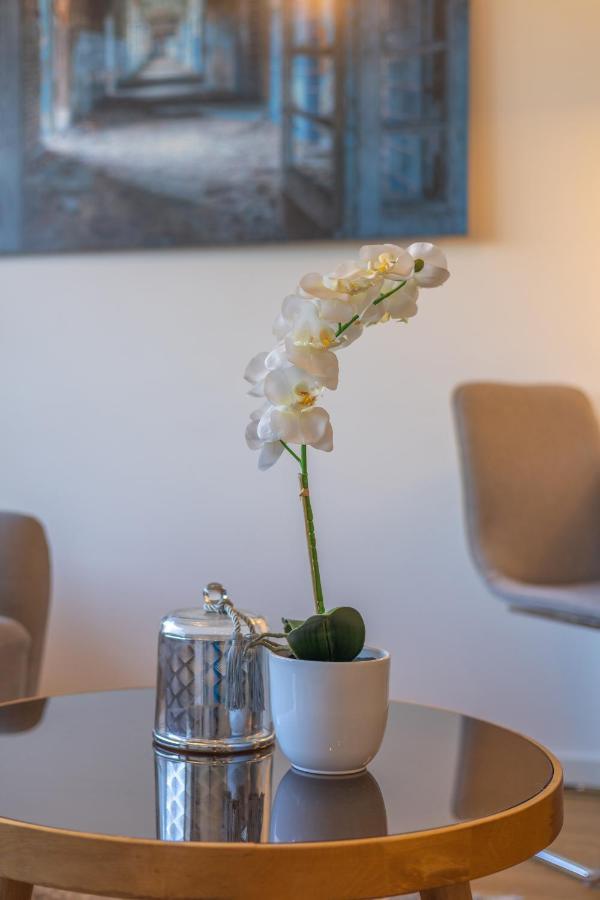 Sweethome - Business Apartment Mit Kuche Und Balkon Münih Dış mekan fotoğraf